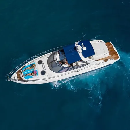 Daily Cruises Private Yachts